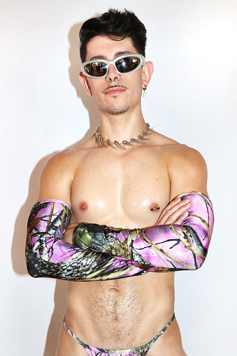 Woodland Camo Gauntlet Gloves- Purple