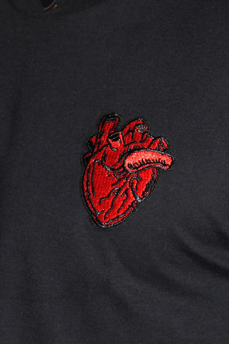 Beating Heart Crop Tee-Black