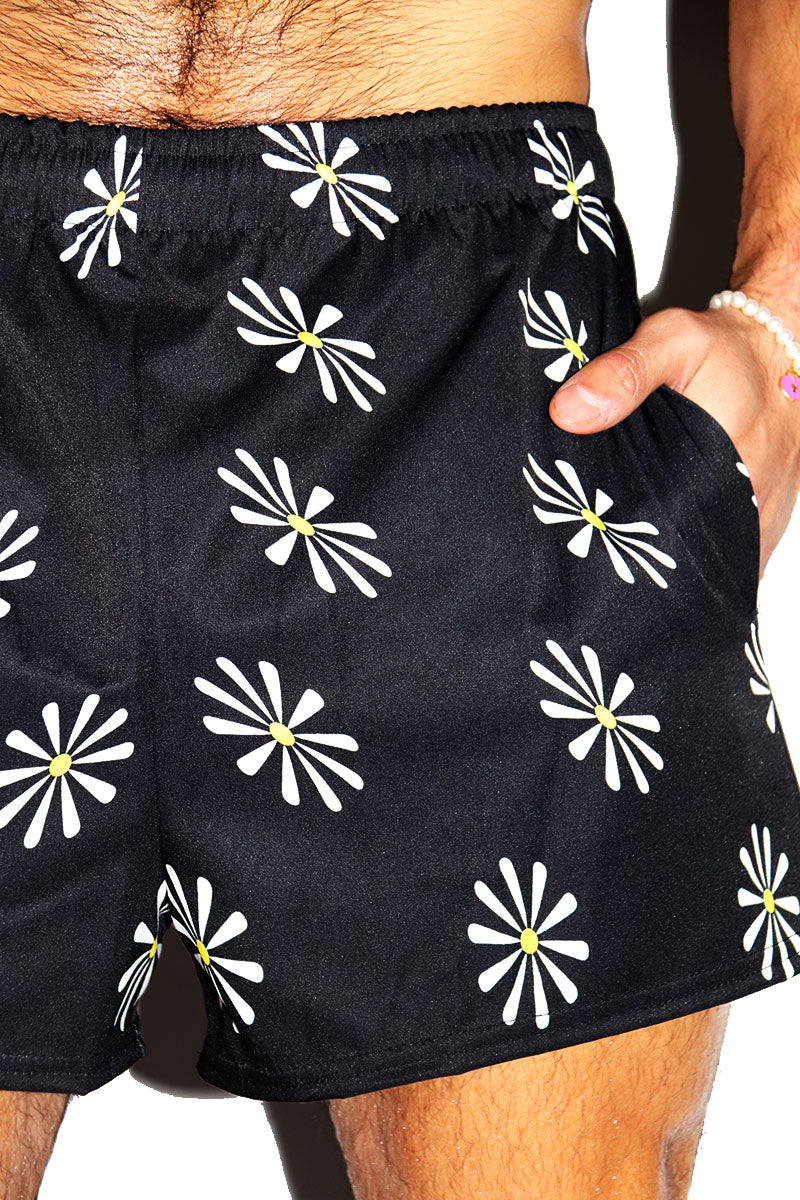 Daisy All Over Print Active Shorts- Black