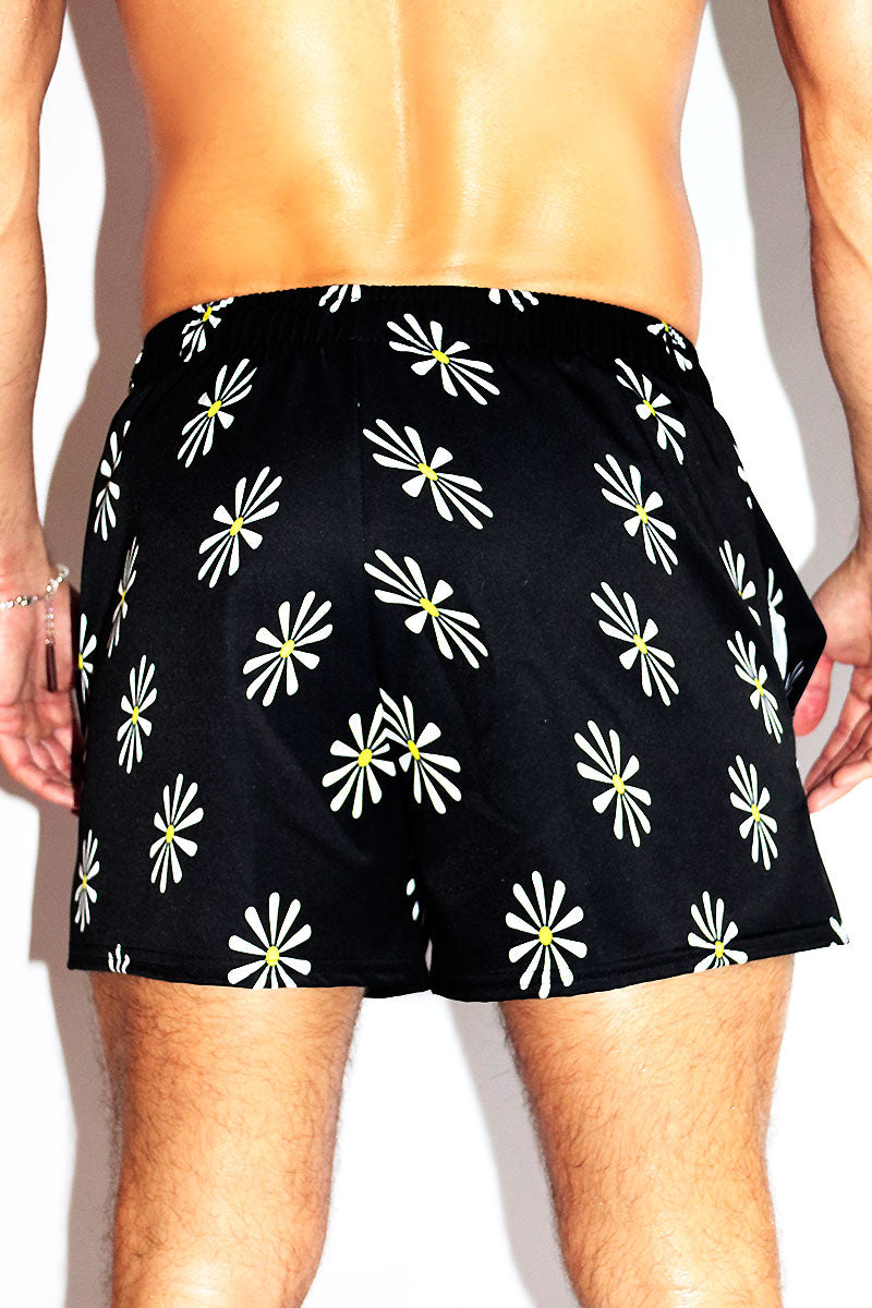 Daisy All Over Print Active Shorts- Black