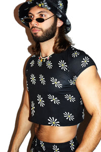 Daisy All Over Print Fitted Crop Tee- Black