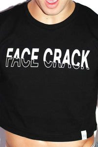Face Crack Crop Tee- Black