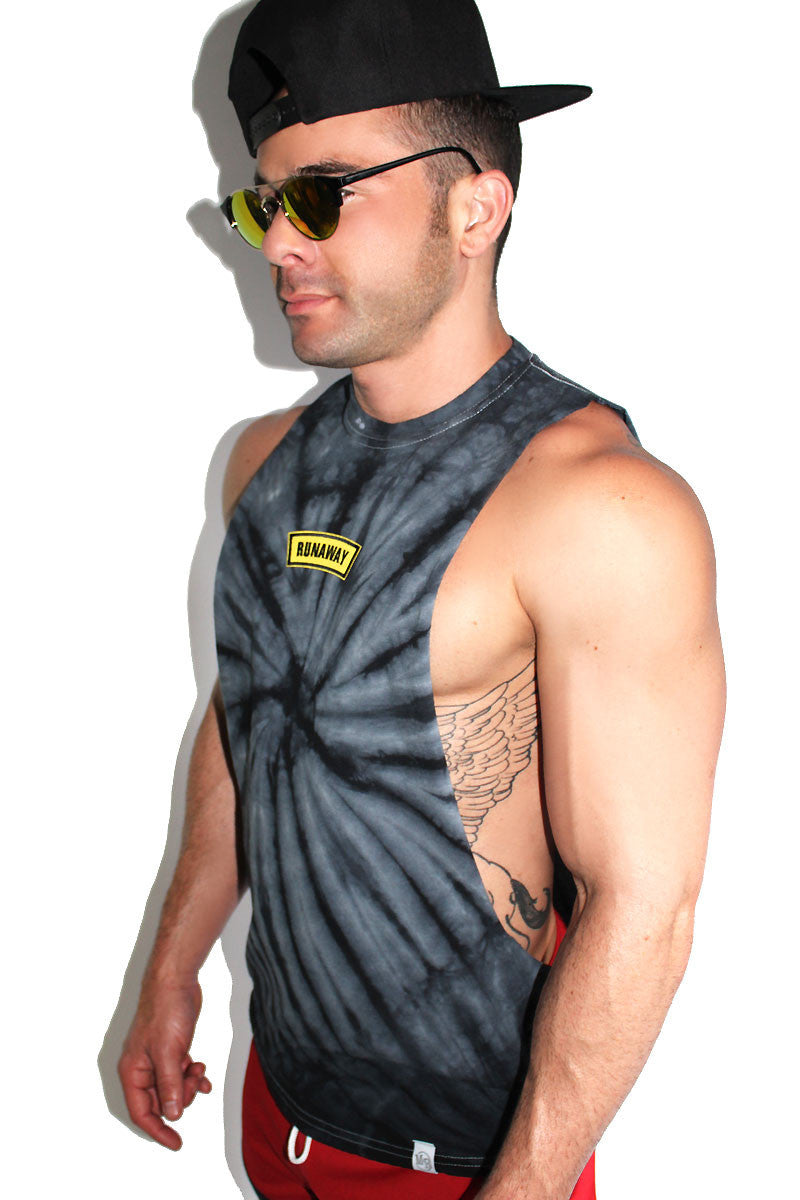 Runaway Shredder Tank-Black