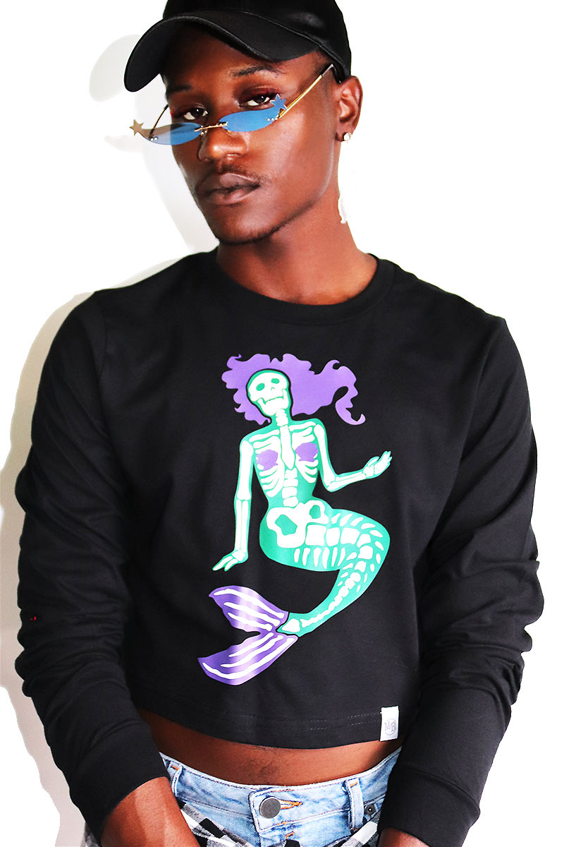 Undead Mermaid Long Sleeve Crop Tee-Black