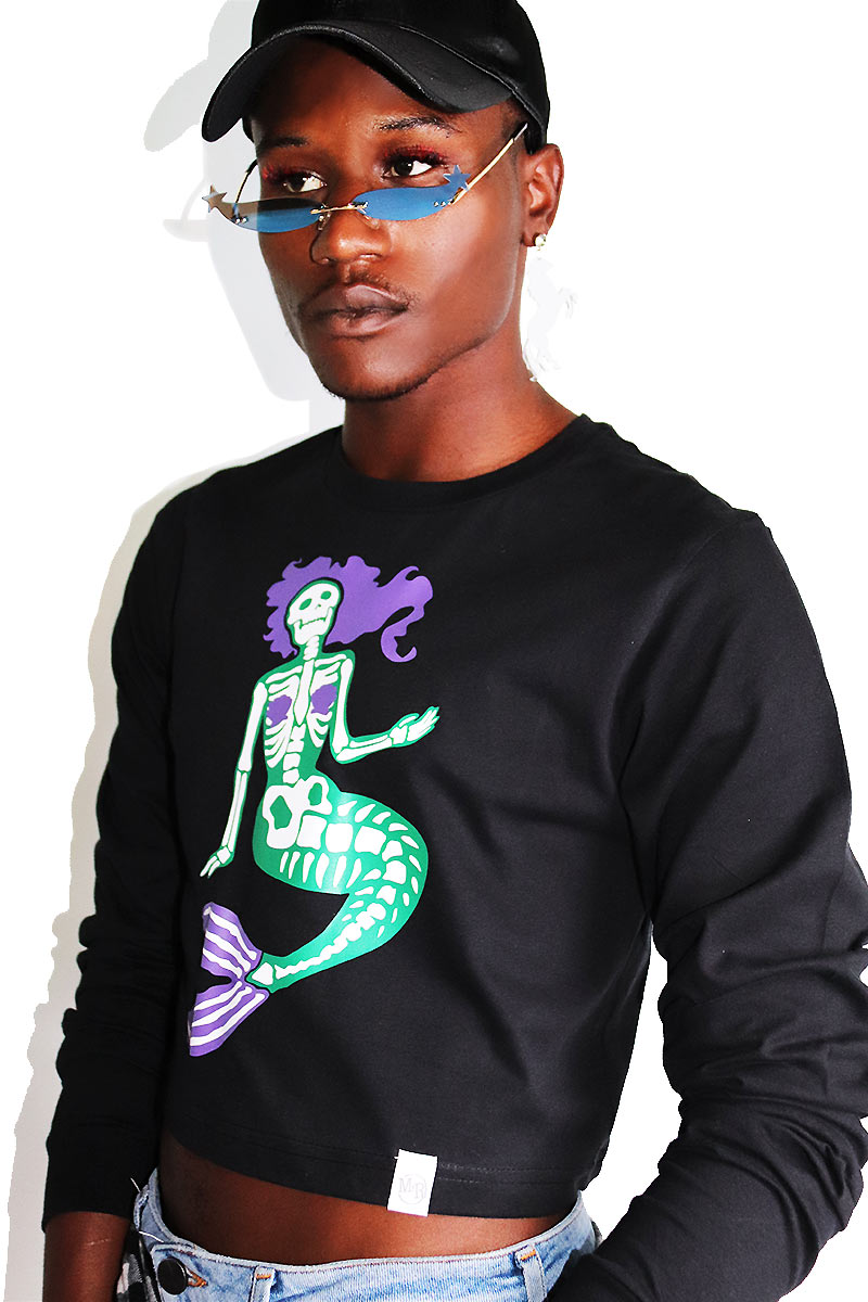 Undead Mermaid Long Sleeve Crop Tee-Black