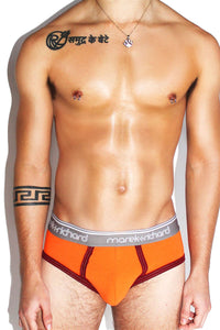 Vers Brief-Orange