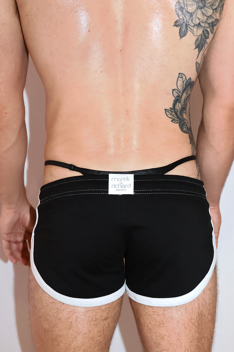 Core Shorty Running Shorts in Black, view 4