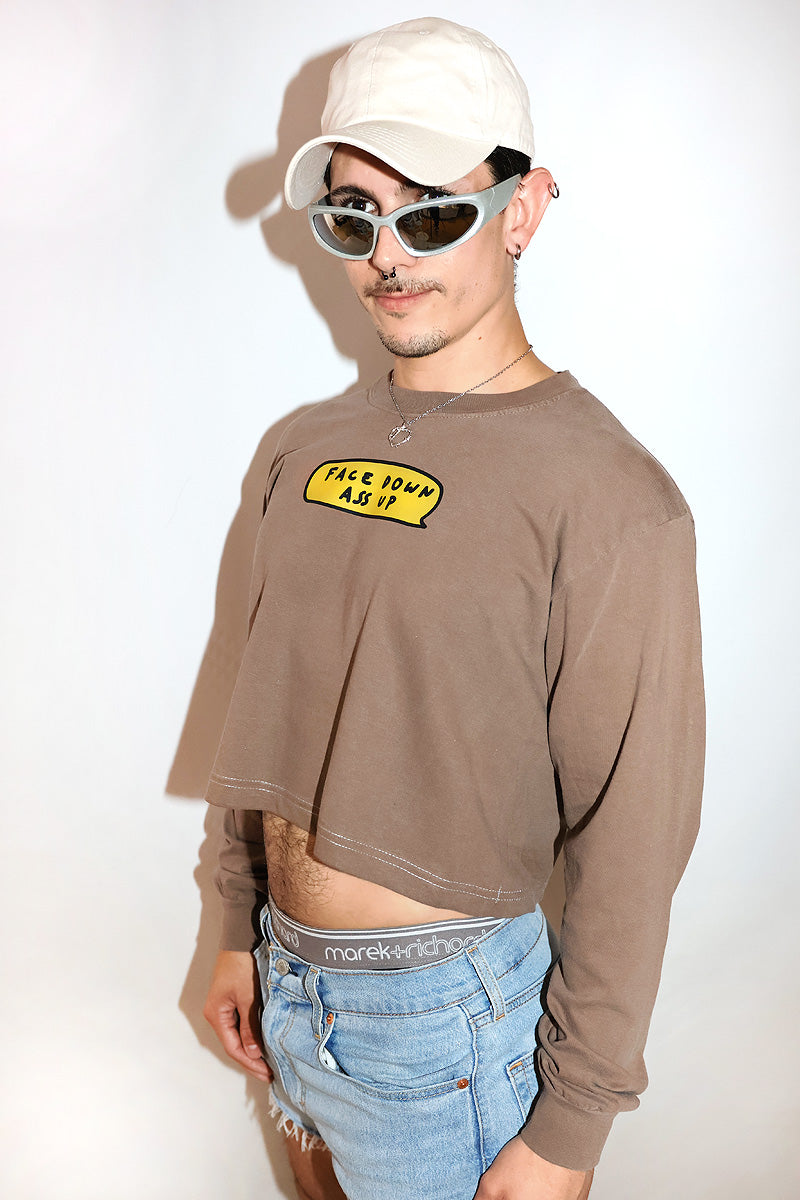Face Down Vintage Long Sleeve Crop Tee- Brown