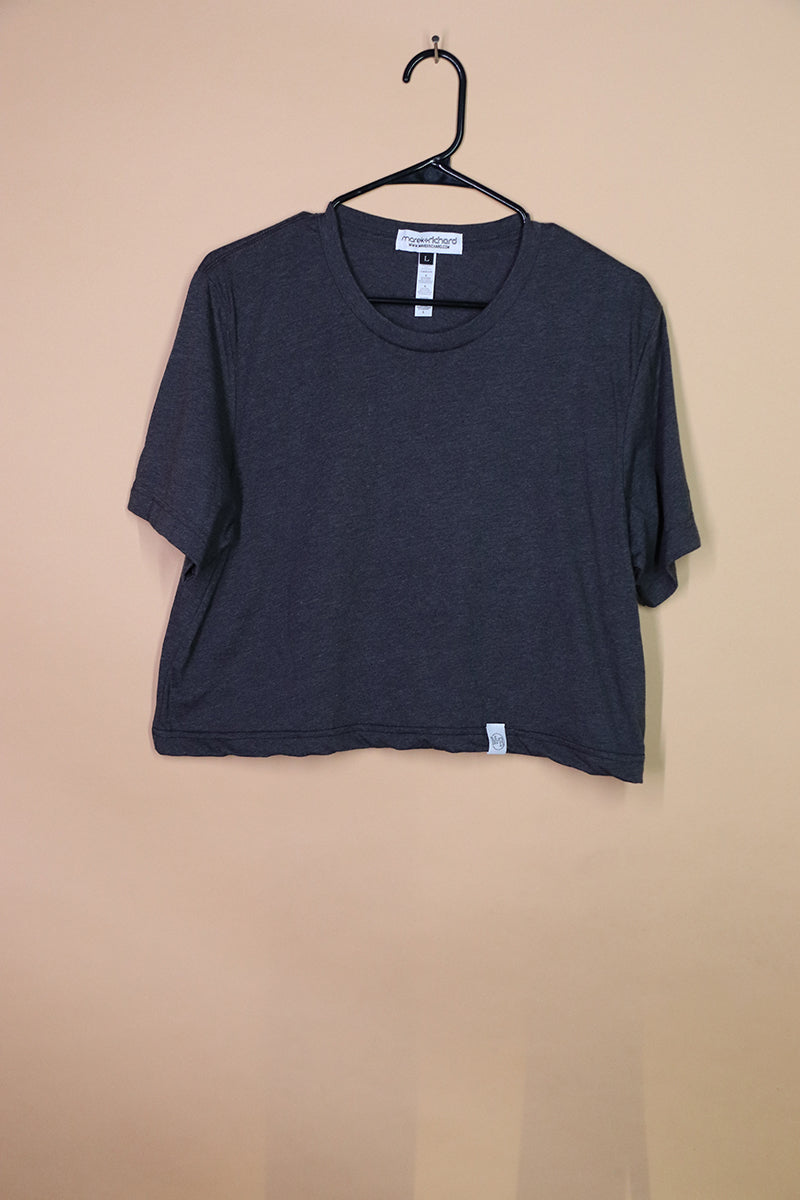 Sample#00943- Crop Tee Charc-L