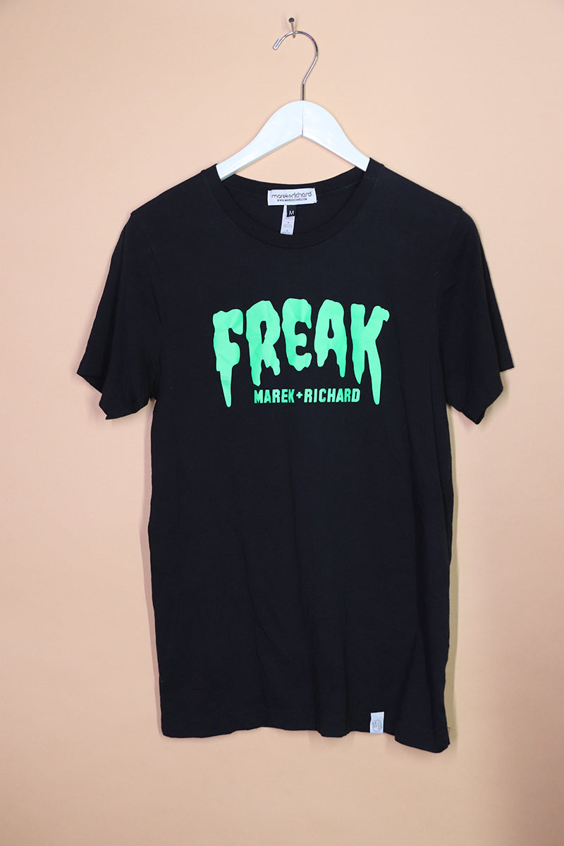 Sample#01059- Freak Black Tee-M