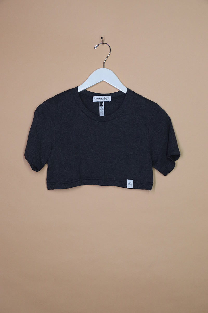 Sample#01384- Core Dark Charcoal Extreme Crop Tee-XS