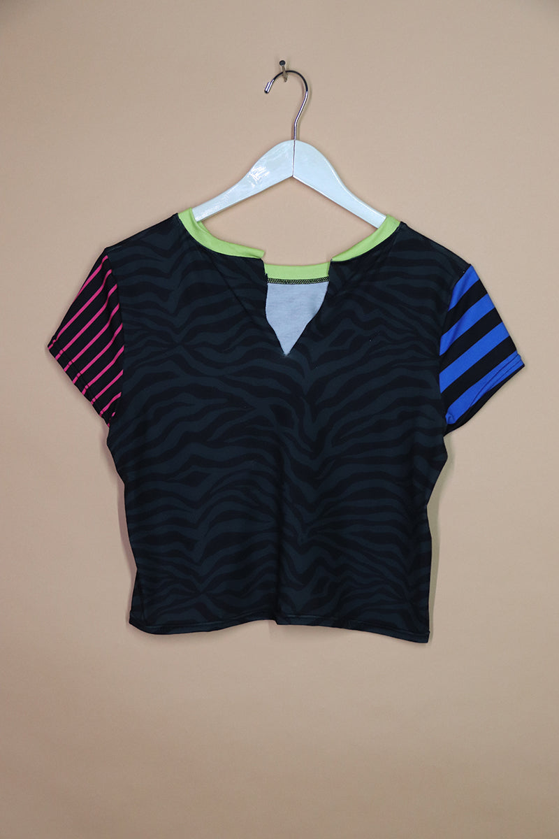 Sample#01402- Tiger Stripe Multi Print Fitted Crop Tee-M