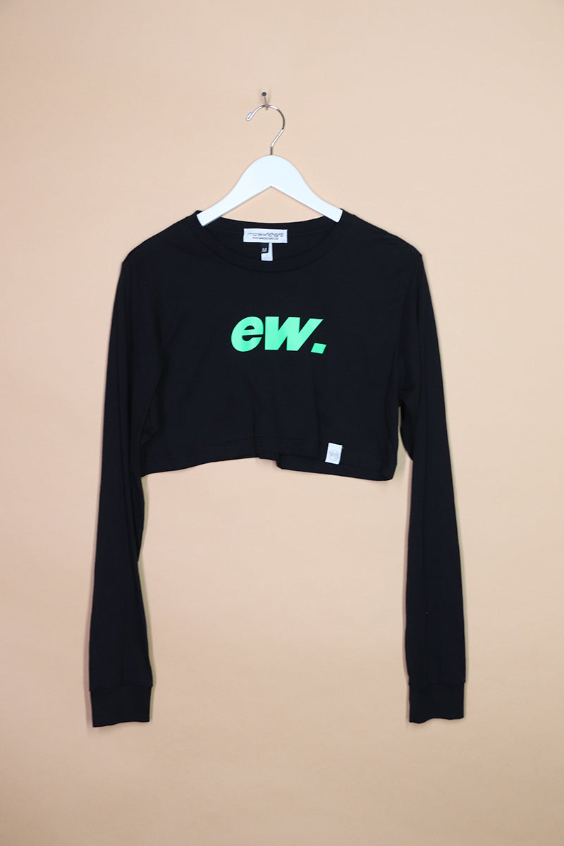 Sample#01456- Ew Long Sleeve Extreme Crop Tee-M