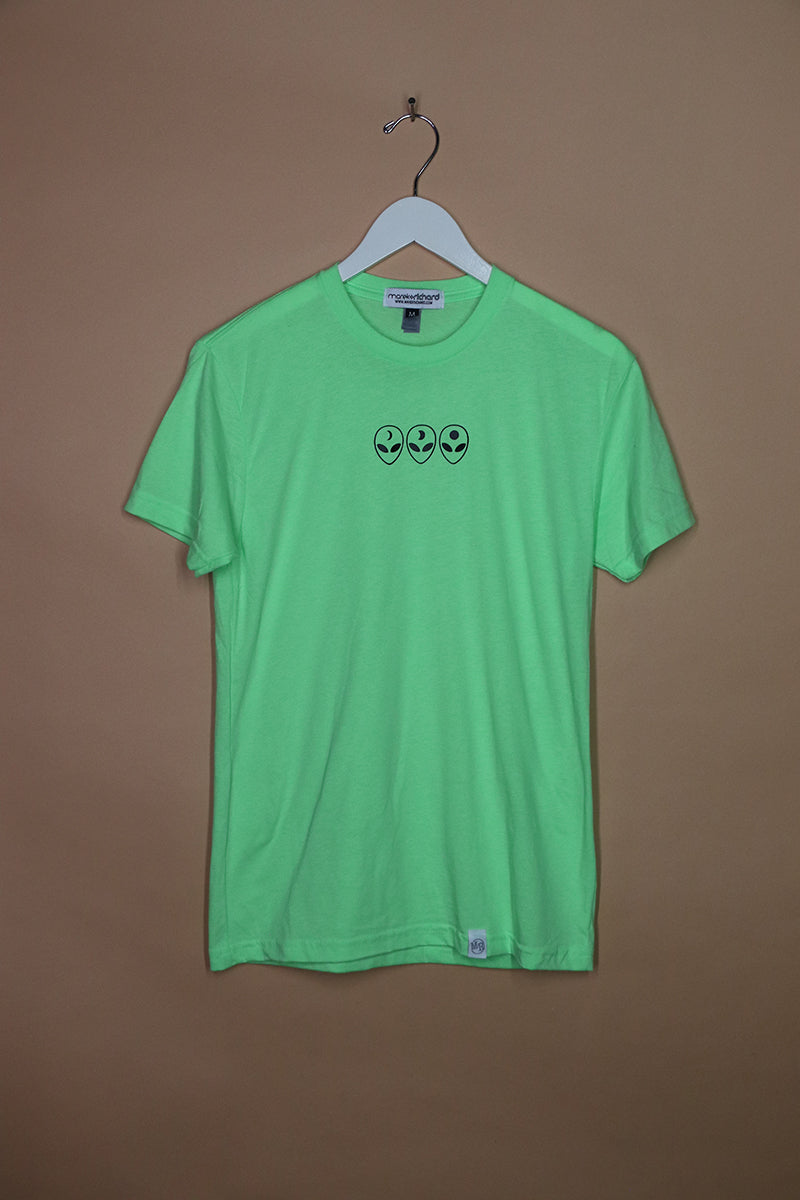 Sample#01792- Alien Faces Neon Green Tee-M