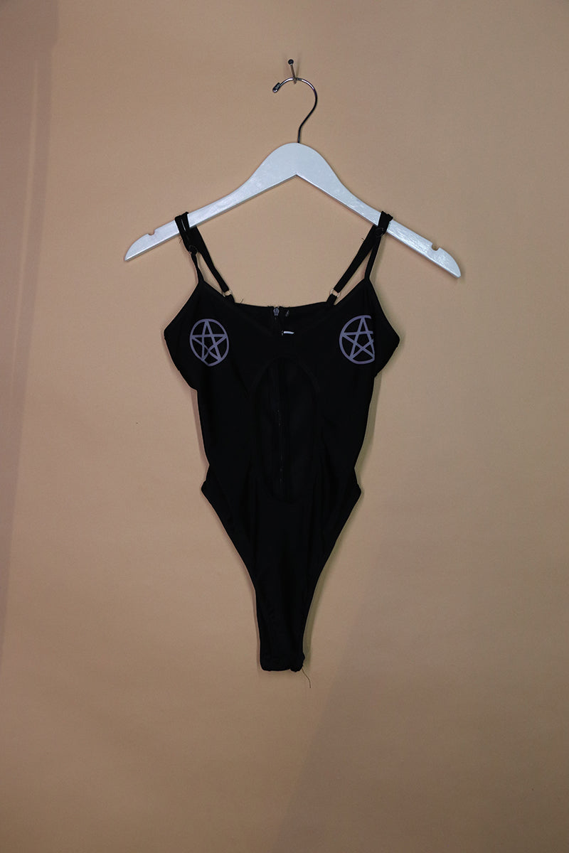 Sample#01964- Pentagram Cutout Fitted Bodysuit-S