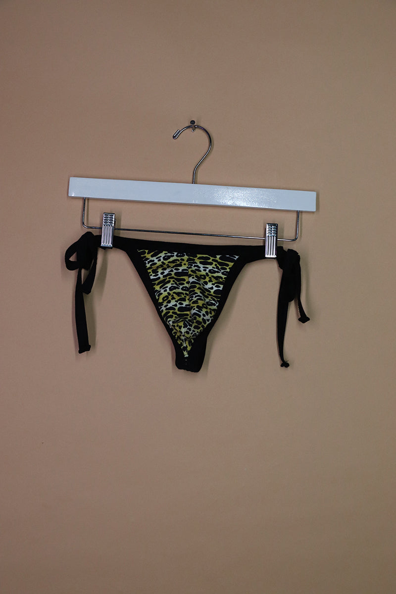 Sample#02448- Yellow Leopard String Thong-M