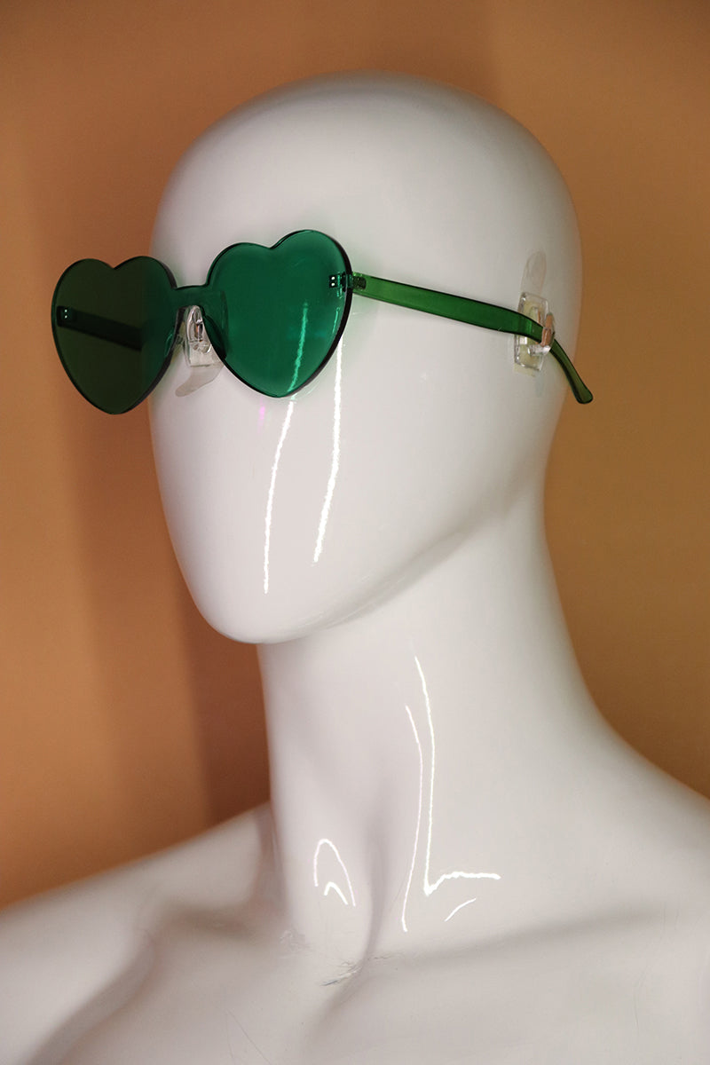 Sample#02703-Green Hearts Sunglasses