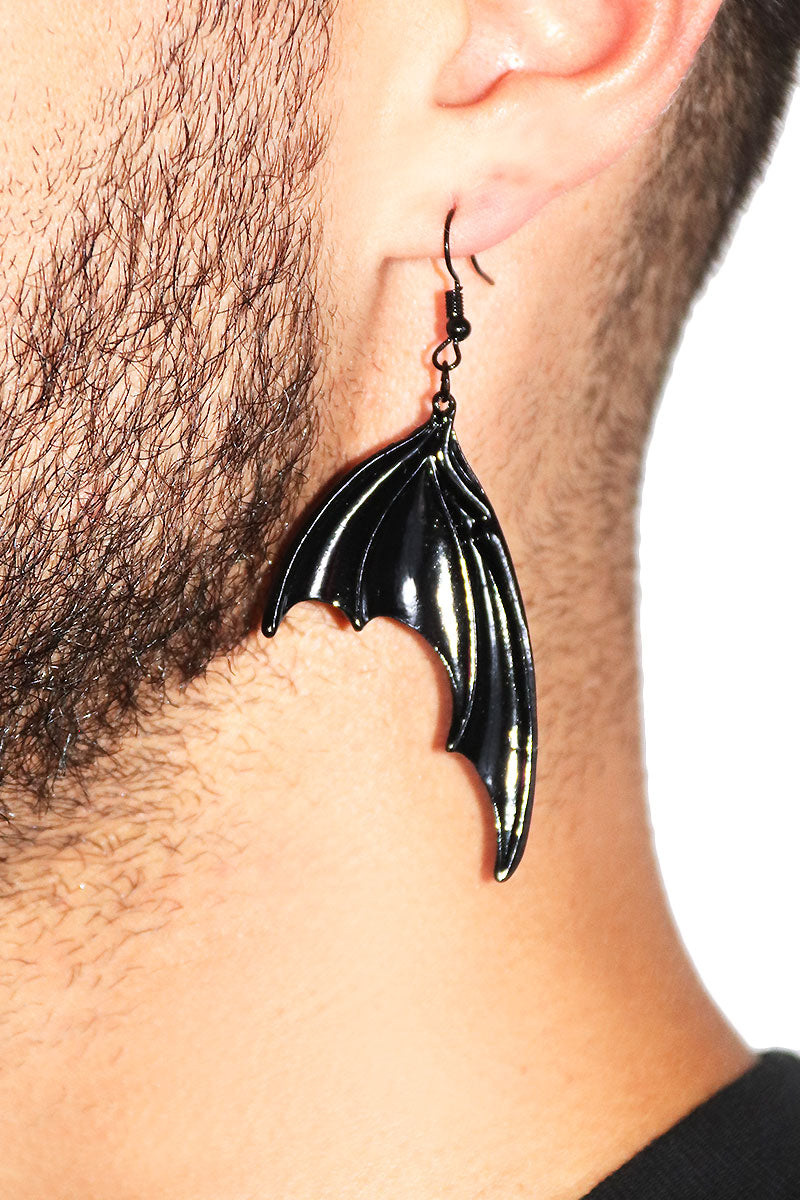 Uno Batwing Metal Single Earring- Black