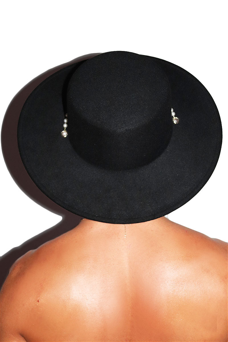 Supreme Pearls  Flat Wide Brim Hat - Black