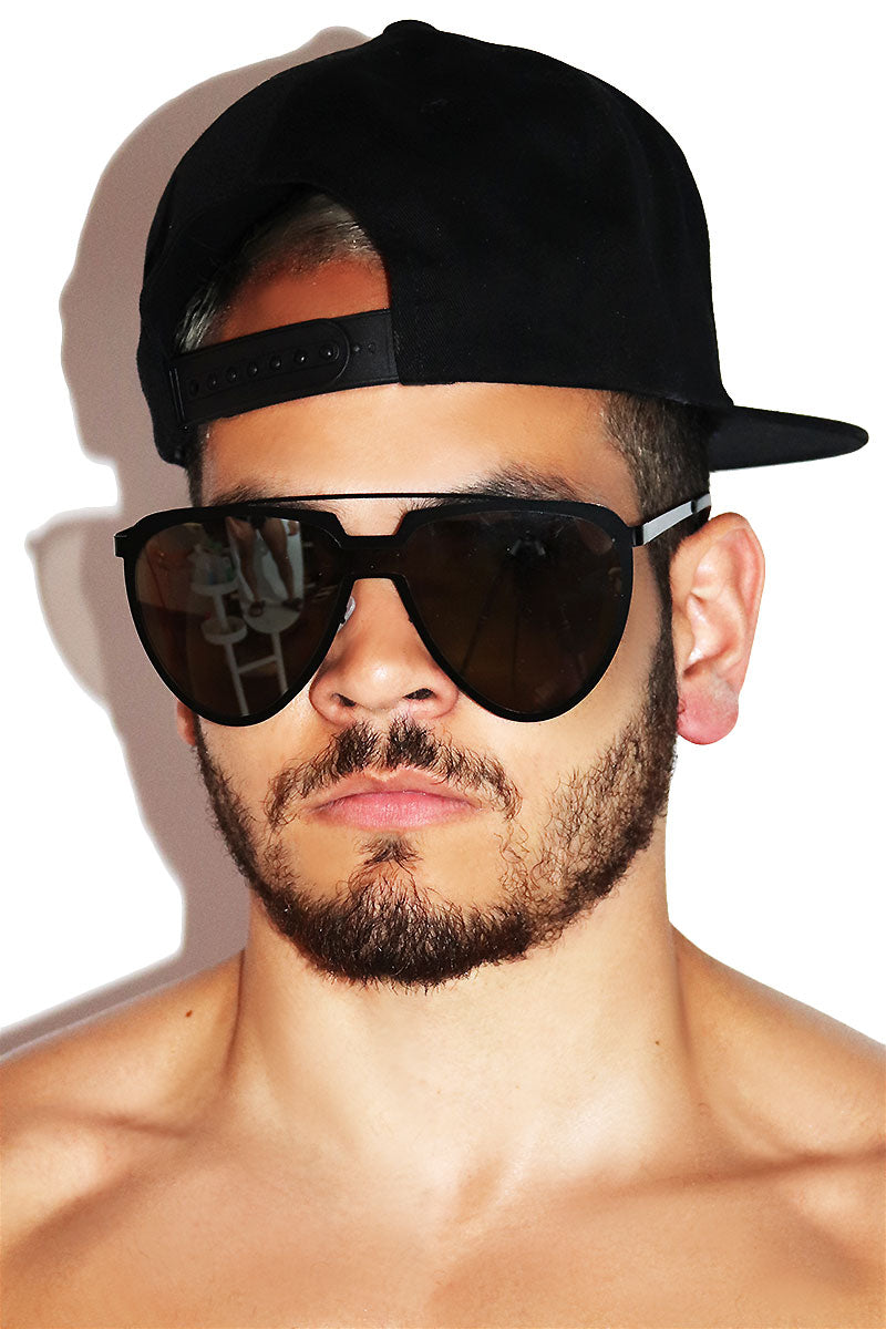 Double Entendre Sunglasses-Black