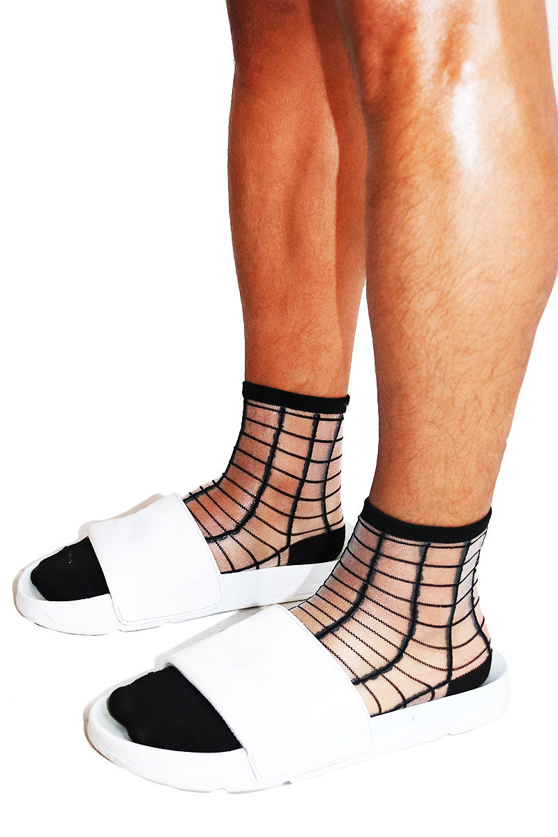 Grid Mesh Socks-Black