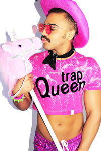 Trap Queen Crop Tee- Fuchsia